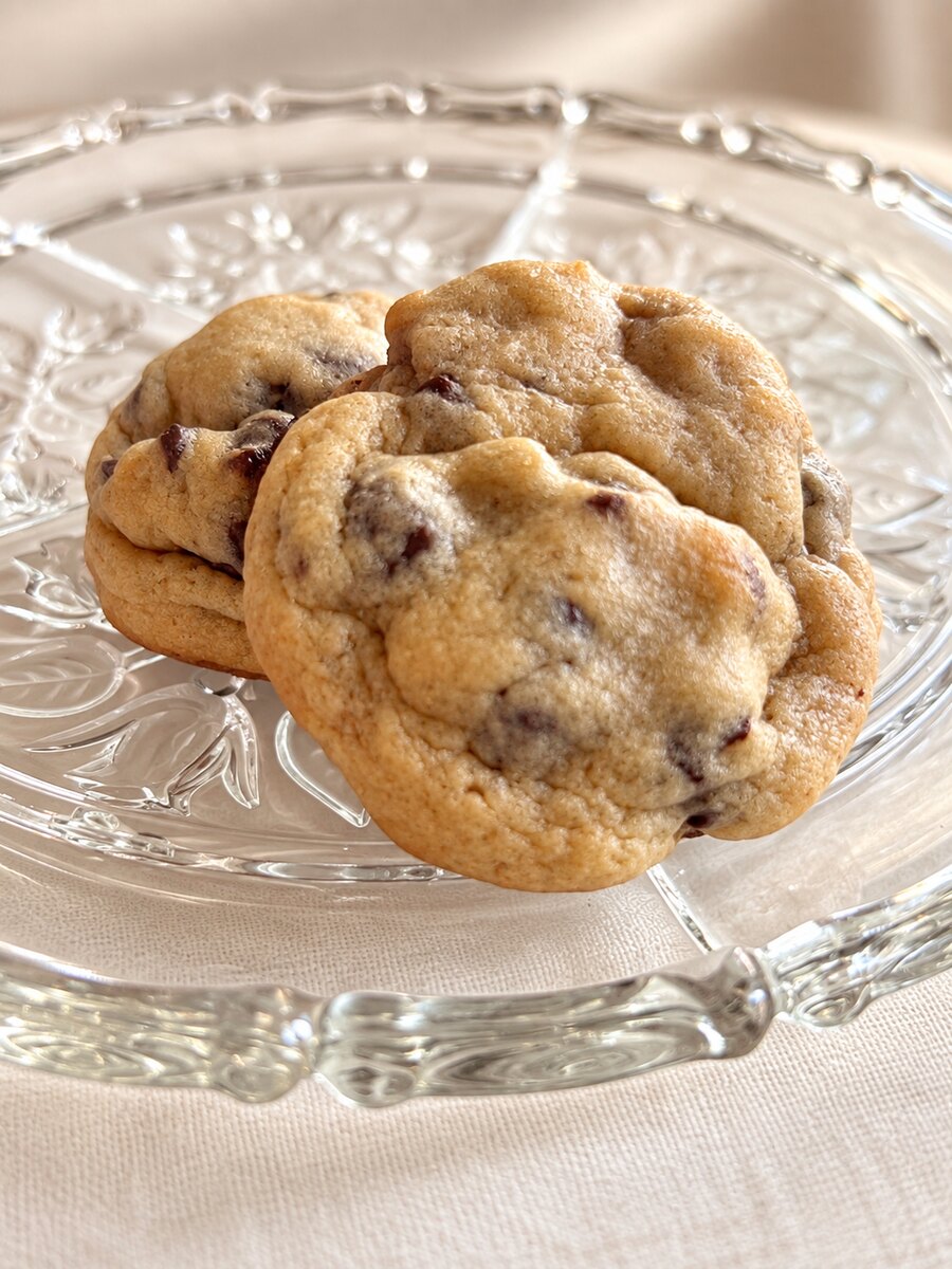 Bakery-style chocolate chip cookies
